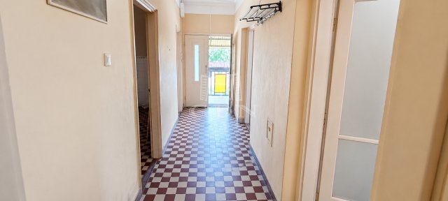 Eladó családi ház, Érden 85 M Ft, 3 szobás