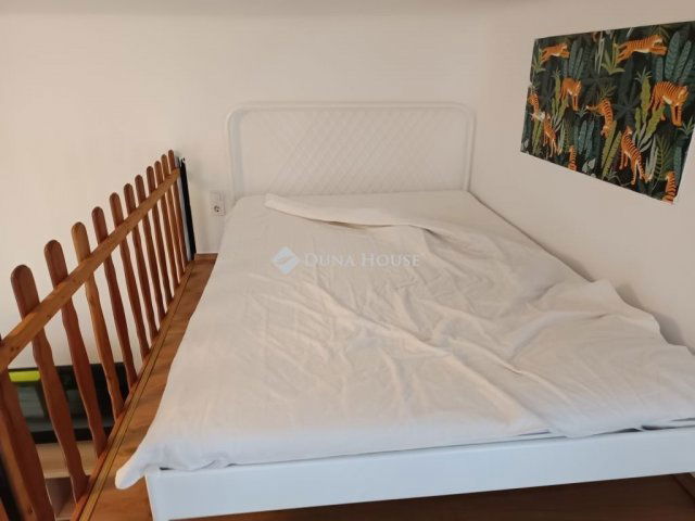 Kiadó téglalakás, albérlet, Budapesten, VII. kerületben