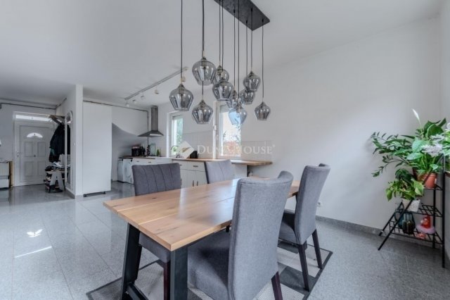 Eladó családi ház, Gödön 99.9 M Ft, 6 szobás