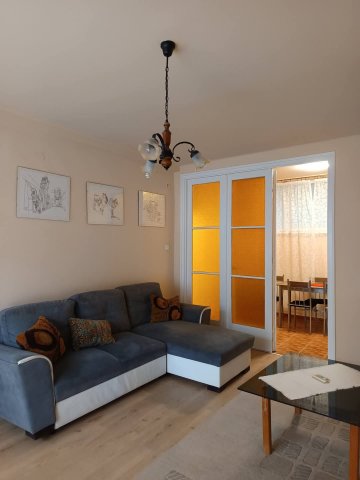 Kiadó panellakás, albérlet, Debrecenben, Batthyány utcában