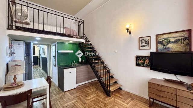 Eladó téglalakás, Budapesten, VI. kerületben 95 M Ft, 3 szobás