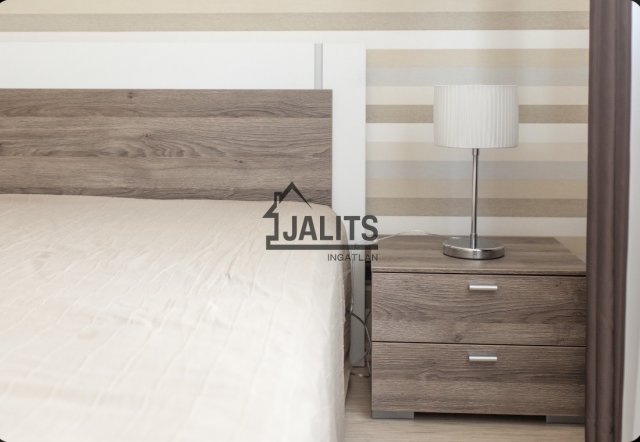 Kiadó téglalakás, albérlet, XI. kerületben, Iglói utcában