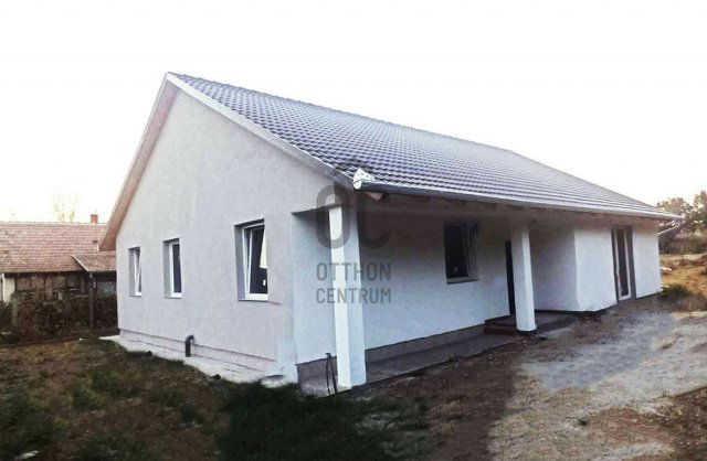 Eladó családi ház, Kókán 65 M Ft, 5 szobás