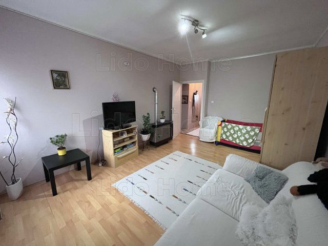 Eladó téglalakás, Siófokon 78 M Ft, 2+1 szobás