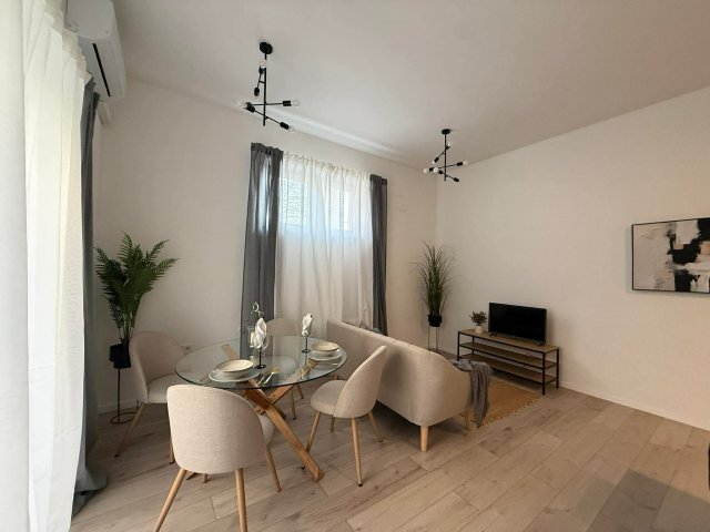 Eladó téglalakás, Pécsett 82.9 M Ft, 3 szobás