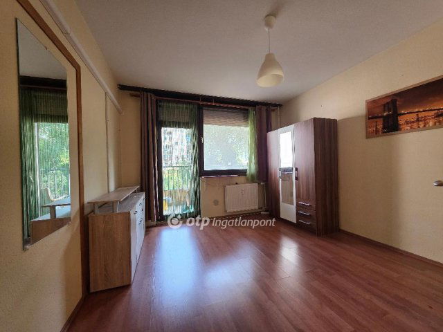 Eladó téglalakás, Budapesten, VIII. kerületben 85.4 M Ft