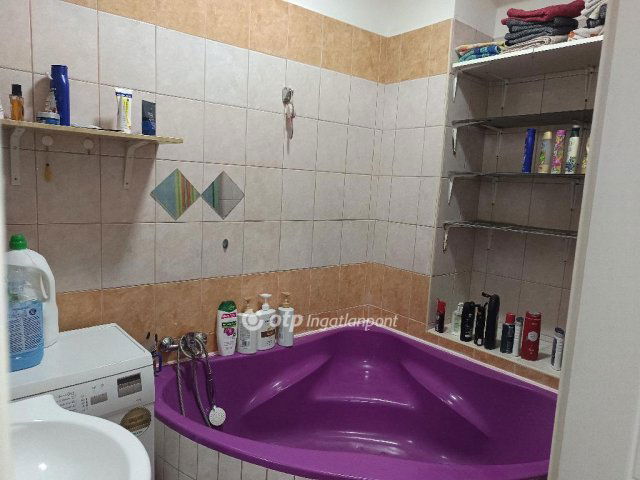 Eladó téglalakás, Budapesten, XX. kerületben 55 M Ft, 1+2 szobás