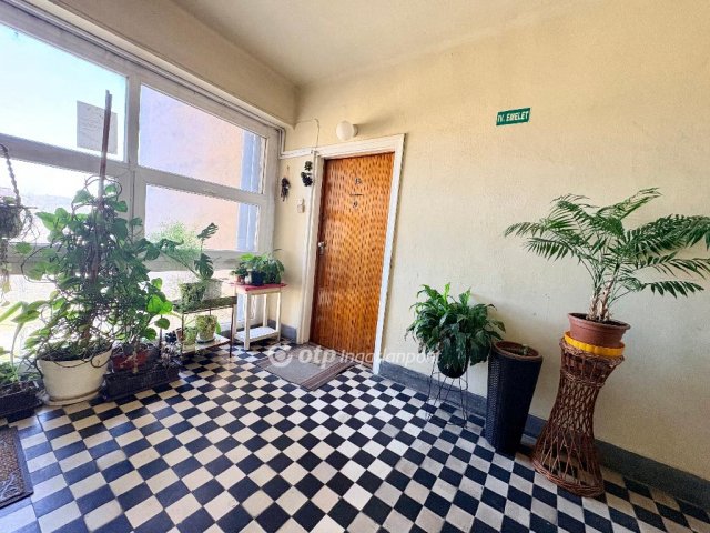 Eladó téglalakás, Ózdon 17 M Ft, 3 szobás