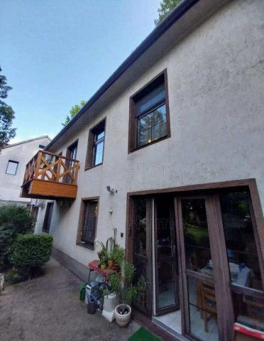 Eladó családi ház, Székesfehérvárott 164.9 M Ft, 4 szobás
