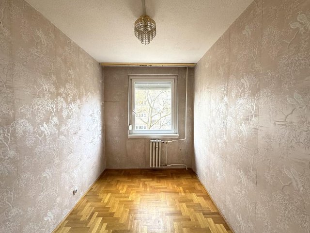 Eladó panellakás, Budapesten, III. kerületben 69.5 M Ft