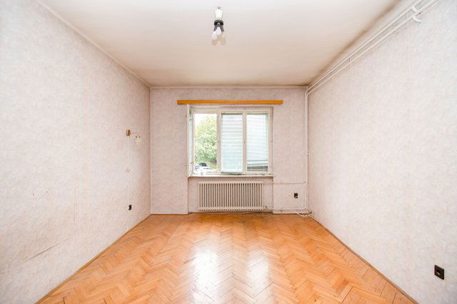 Eladó téglalakás, Ajkán, Juhász Gyula utcában 34.9 M Ft
