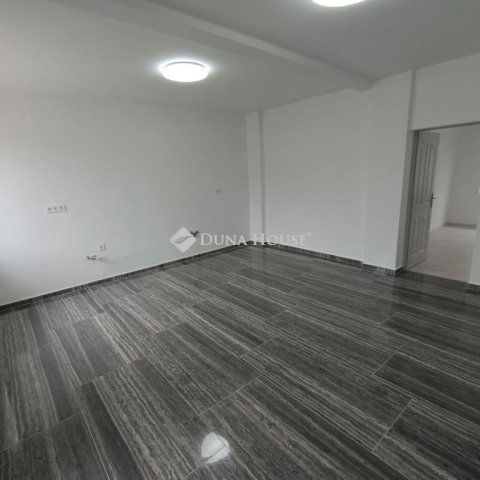 Eladó sorház, Kecskeméten 26.5 M Ft, 3 szobás