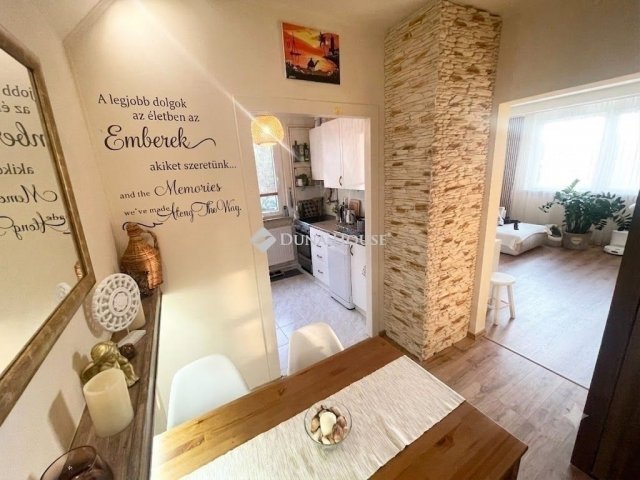 Eladó téglalakás, Budapesten, XVIII. kerületben 71.4 M Ft