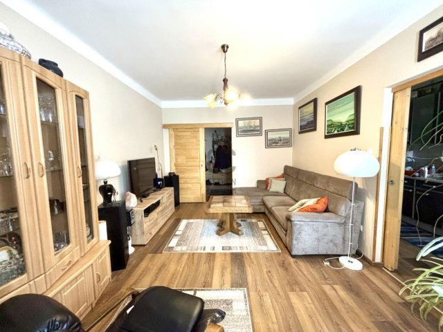 Eladó téglalakás, Szegeden 66.5 M Ft, 2 szobás