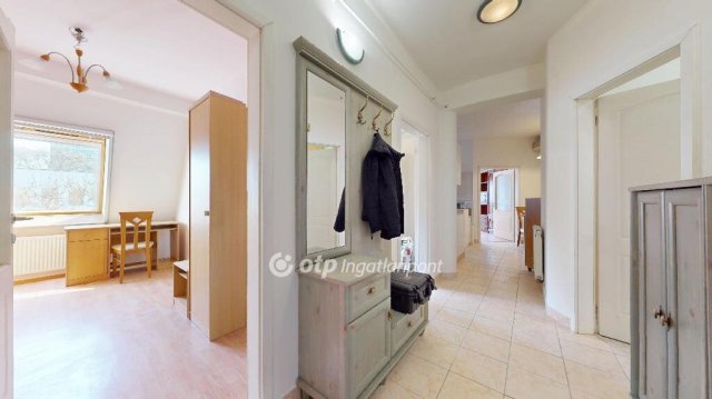 Eladó téglalakás, Nyíregyházán 60 M Ft, 1+2 szobás