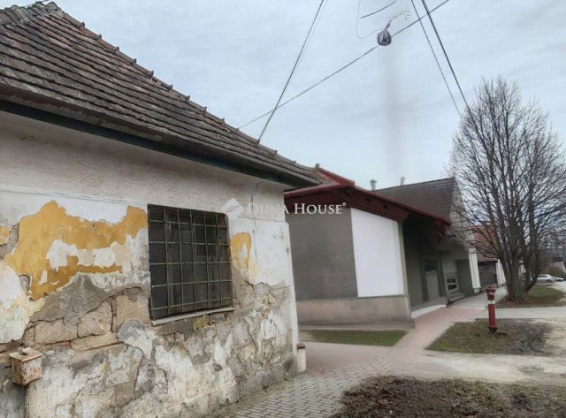 Eladó családi ház, Biatorbágyon 49.99 M Ft, 3 szobás