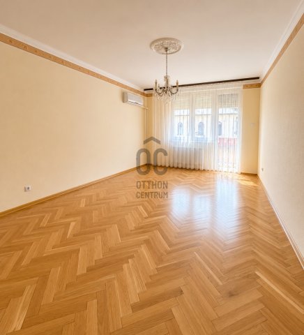 Eladó téglalakás, Debrecenben 72.9 M Ft, 2 szobás