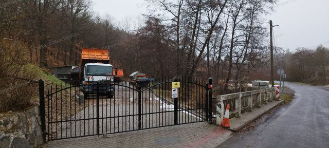 Eladó ipari ingatlan, Gyöngyösorosziban 25 M Ft
