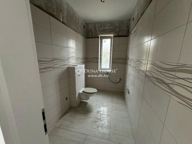 Eladó téglalakás, Ráckevén 97.5 M Ft, 5 szobás