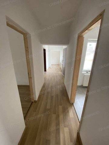 Kiadó családi ház, albérlet, Hegyeshalomban 430 E Ft / hó