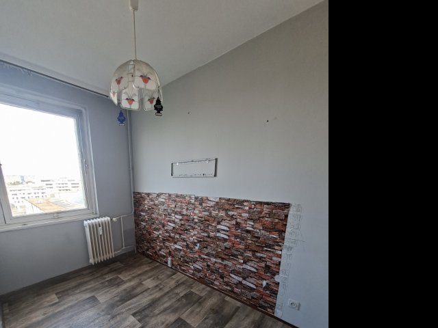 Eladó panellakás, Debrecenben, Darabos utcában 39.8 M Ft