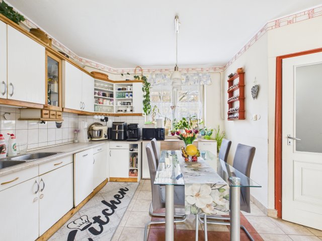 Eladó ikerház, Pécsett, Veréb dűlőn 74.9 M Ft, 1+5 szobás