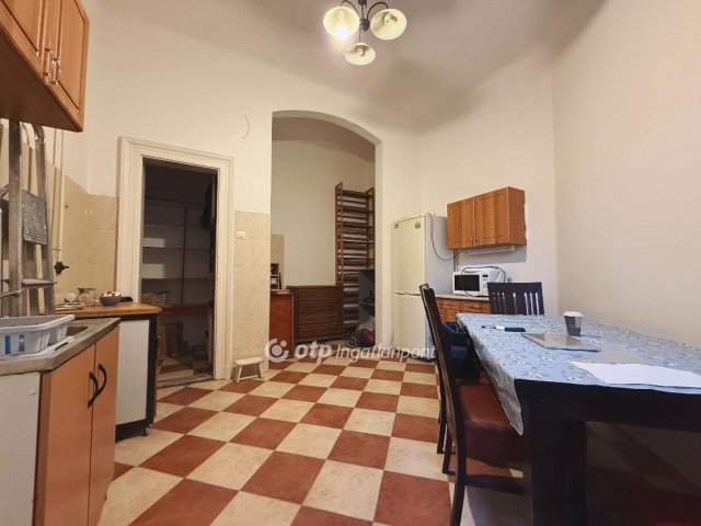 Eladó téglalakás, Budapesten, IX. kerületben 91.2 M Ft, 2 szobás