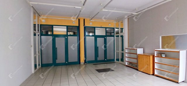 Eladó üzlethelyiség, Zalaegerszegen 34.5 M Ft
