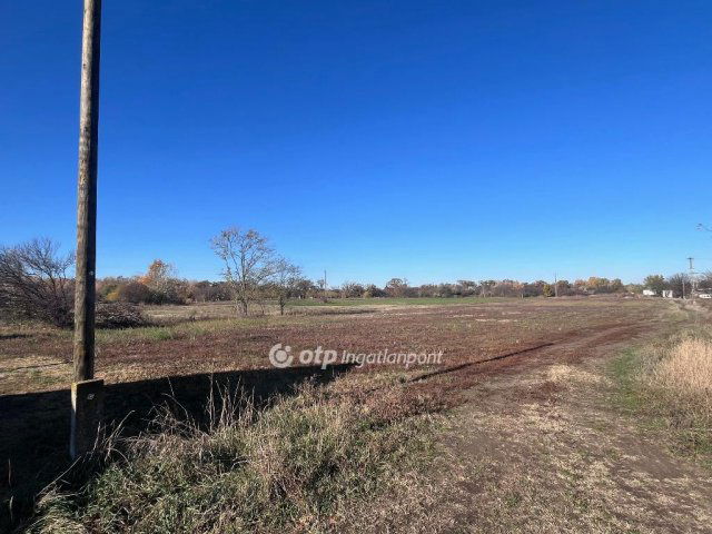 Eladó telek, Szegeden 28 M Ft / költözzbe.hu