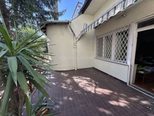 Eladó családi ház, Budapesten, X. kerületben 160 M Ft, 6 szobás