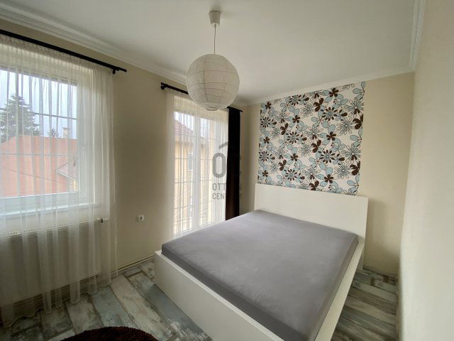 Eladó családi ház, Budapesten, XV. kerületben 208 M Ft, 6 szobás