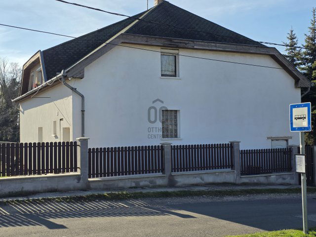 Eladó ikerház, Pécelen 89.9 M Ft, 3 szobás