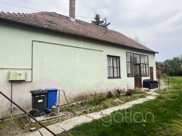 Eladó családi ház, Kónyon 32 M Ft, 2 szobás