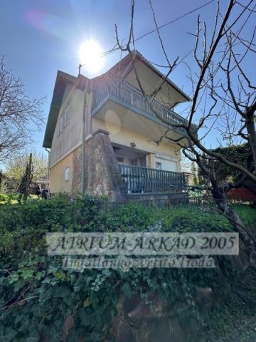 Eladó családi ház, Velencén 84.9 M Ft, 4 szobás