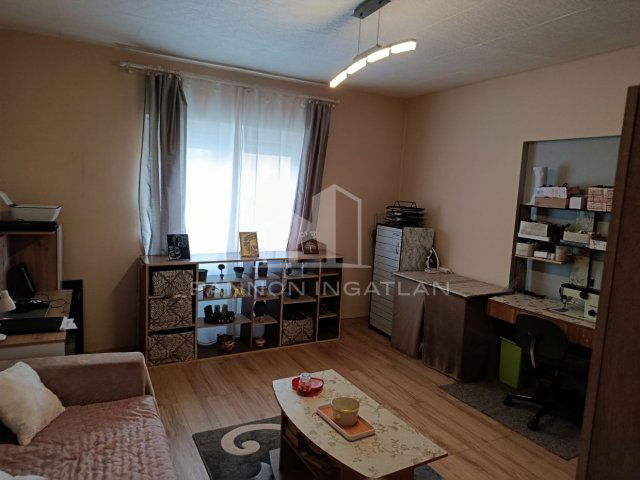 Eladó családi ház, Somlóvásárhelyen 31.9 M Ft, 3 szobás