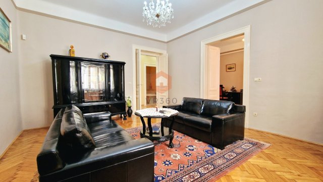 Eladó téglalakás, Pécsett, Zrínyi Miklós utcában 129.75 M Ft