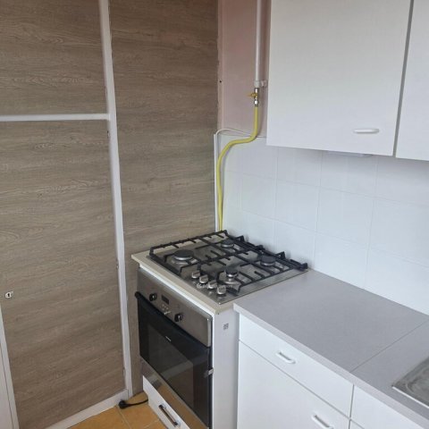 Eladó panellakás, Debrecenben 58 M Ft, 2+1 szobás