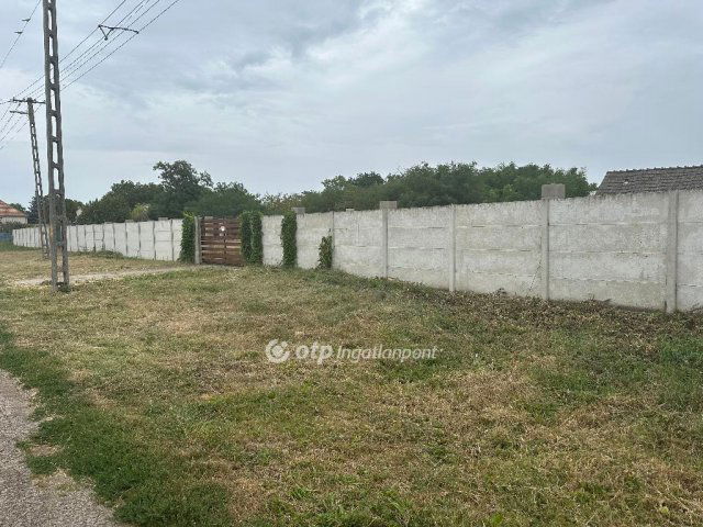 Eladó családi ház, Mezőfalván 19.9 M Ft, 1+1 szobás