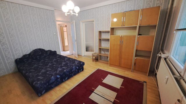 Eladó téglalakás, Nyíregyházán 47.5 M Ft, 3 szobás