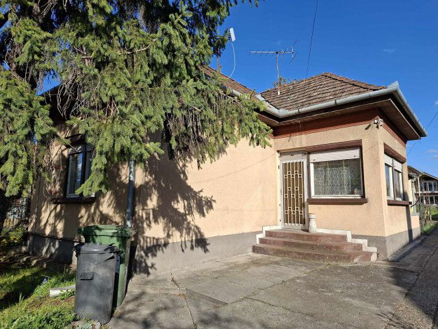Eladó családi ház, Dunakeszin, Szent István utcában 89 M Ft