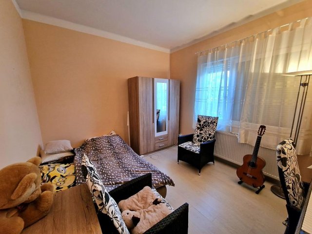 Eladó családi ház, Dunakeszin 139 M Ft, 5 szobás