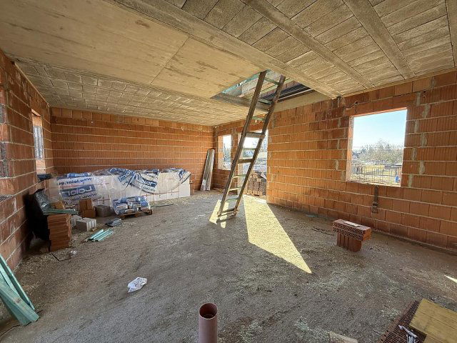 Eladó ikerház, Szentendrén 97 M Ft, 4 szobás