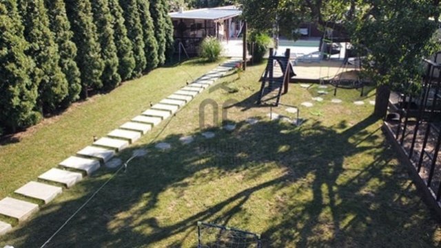Eladó családi ház, Pécsett 109.9 M Ft, 5 szobás