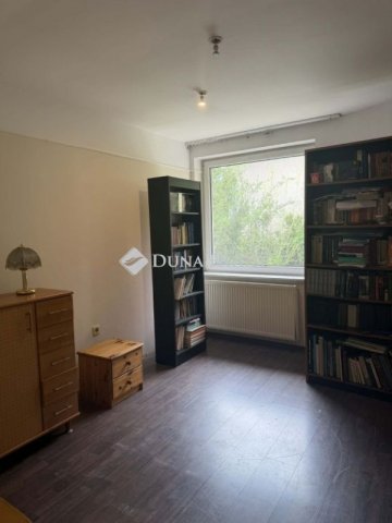Eladó családi ház, Pilisen 77.9 M Ft, 4 szobás