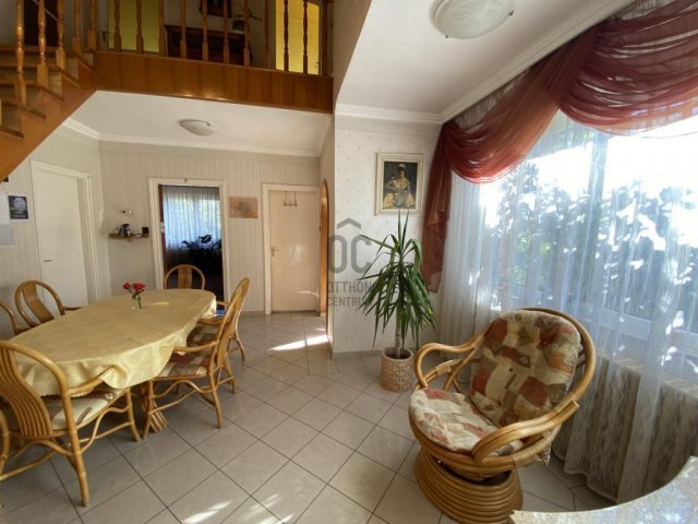 Eladó családi ház, Abonyban 76 M Ft, 4 szobás