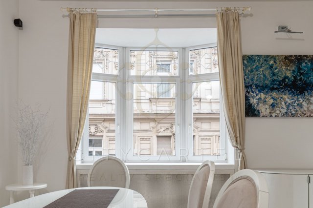 Kiadó téglalakás, albérlet, Budapesten, V. kerületben, 4 szobás