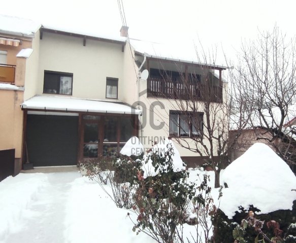 Eladó családi ház, Százhalombattán 94.9 M Ft, 4 szobás