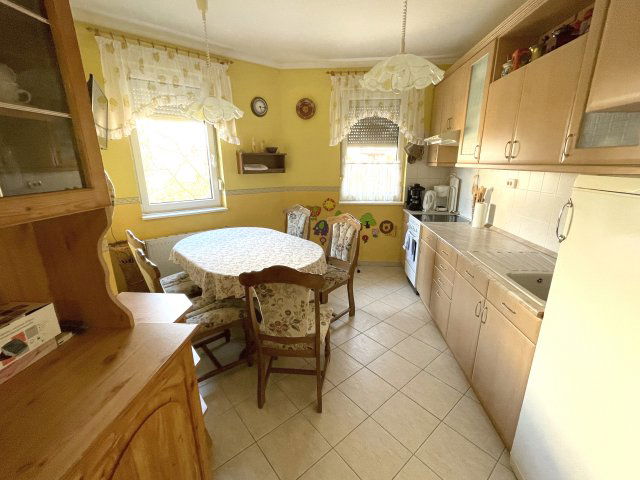 Eladó téglalakás, Debrecenben 75.9 M Ft, 2 szobás