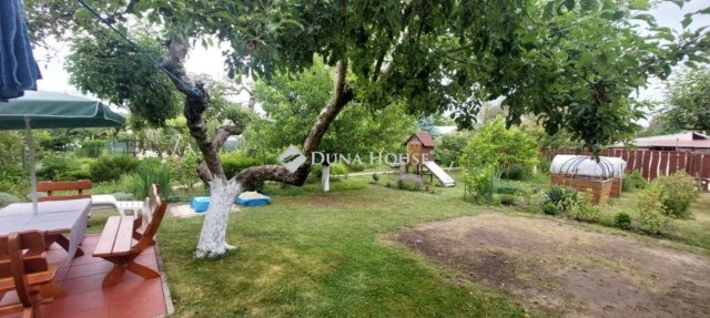 Eladó nyaraló, Tatabányán 19.9 M Ft, 1 szobás