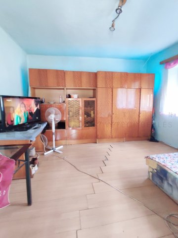 Eladó családi ház, Üllésen 11.99 M Ft, 2 szobás